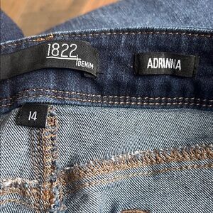 Women’s 1822 Denim (Adrianna) size 14. Small factory distressing.